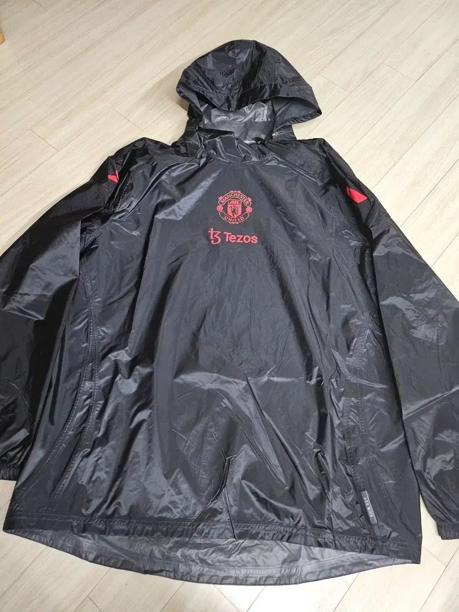 マンチェスターユナイテッド 支給品 レイントップス (XL110)