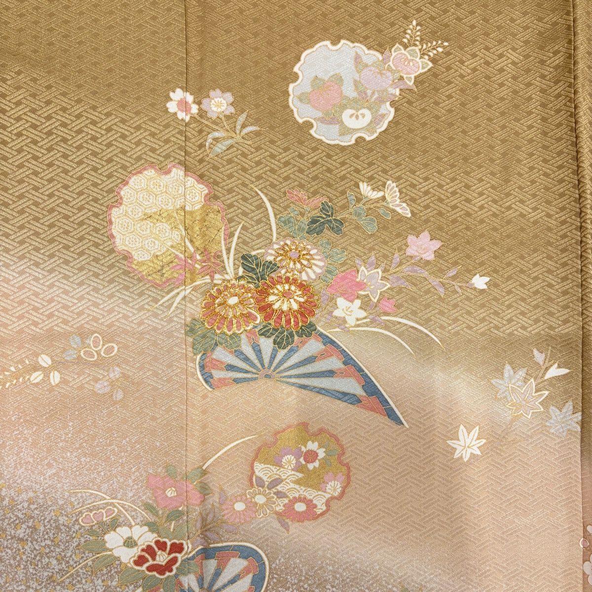 専用 最終値下げ F-356 訪問着 金彩 金駒 雪輪 草花 染め分け 袷 美品 訪問着 身丈165.5cm 裄丈65.5cm M 袷 雪輪 草花 金糸 金彩 茶色 正絹