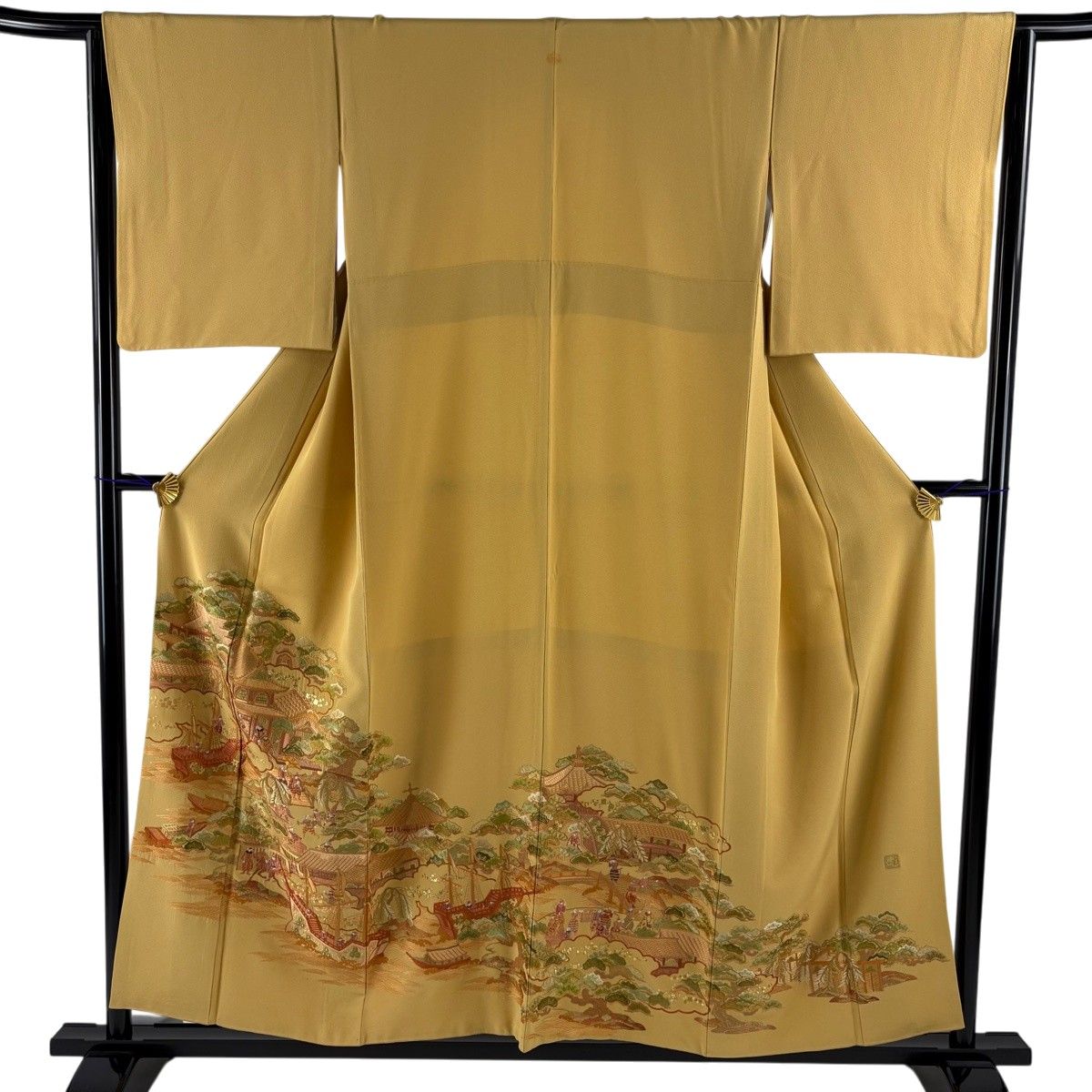 【美品】 色留袖 身丈154.5cm 裄丈64cm M 袷 落款 建物 船 刺繍 金糸 黄土色 正絹 秀品 一つ紋 【中古】