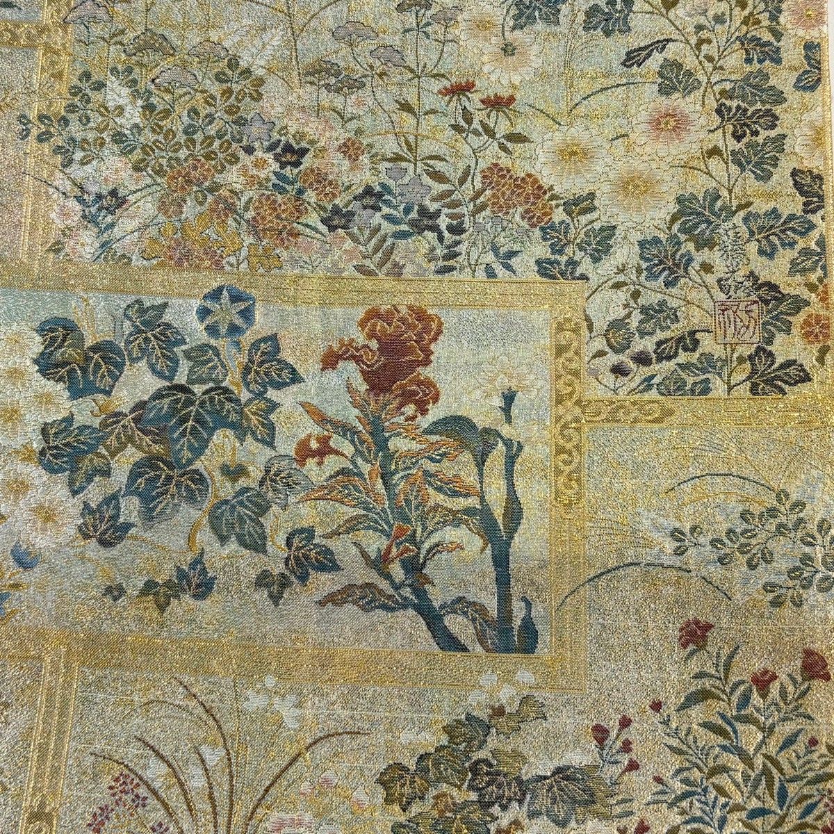 丸帯 逸品 琳派大全集 俵屋宗達 尾形光琳 酒井抱一 草花 鳥 箔 金色 お太鼓柄 正絹 【中古】 丸帯 逸品 琳派大全集 俵屋宗達 尾形光琳 酒井抱一 草花 鳥 箔 金色 お太鼓柄 正絹 【中古】