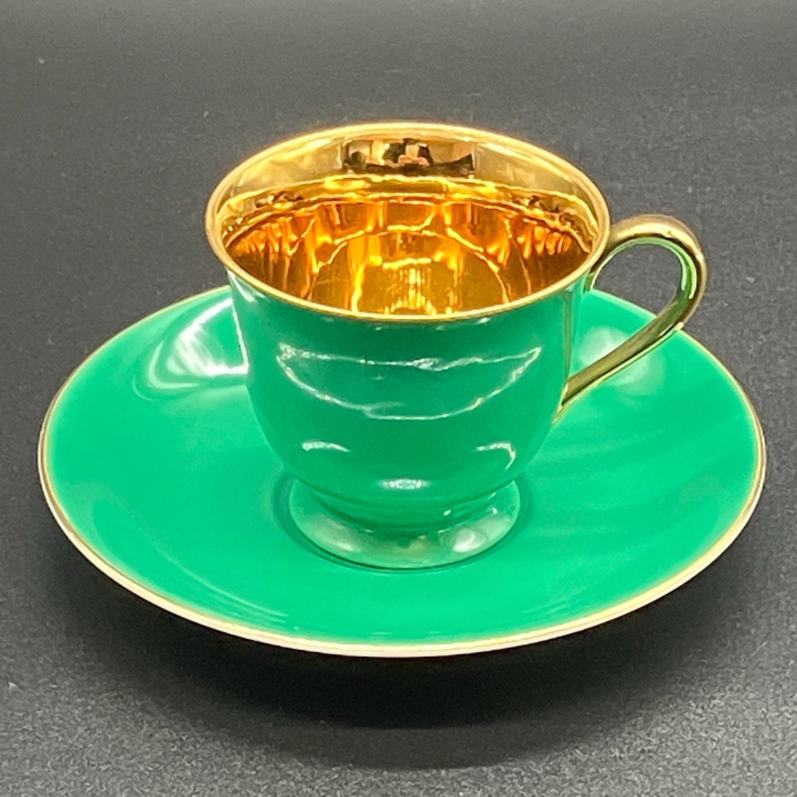 オールドノリタケ ゴールド ハーレクインキャビネットカップ&ソーサー マルキ印 オールドノリタケ キャビネット カップ&ソーサー ハーレクイン 1935年