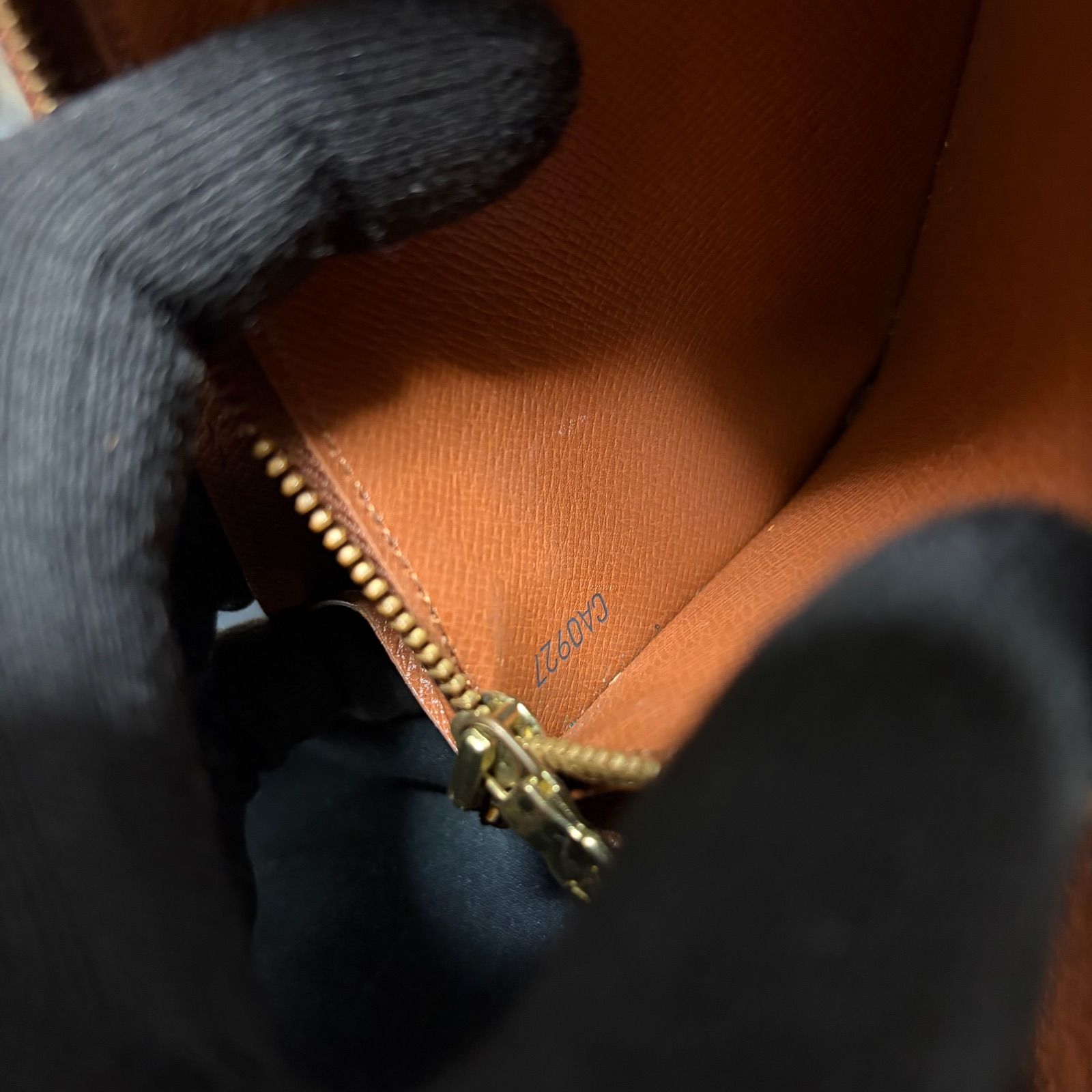 g61 ポルトモネ クレディ ポルトフォイユ サラ 旧型 Louis Vuitton