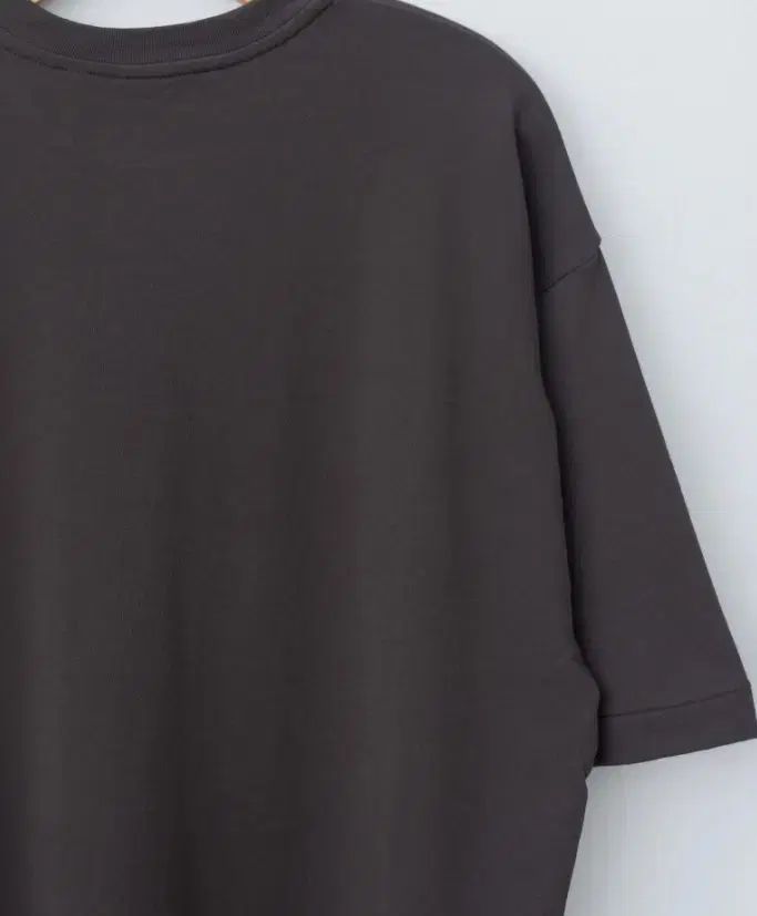 KAPTAIN SUNSHINE (キャプテンサンシャイン) スビン (CHOI SUBIN・チェスビン) プレイ (PLAY) チュール (シャ) 半袖 Tシャツ インク (INK) ブラック (BLACK)
