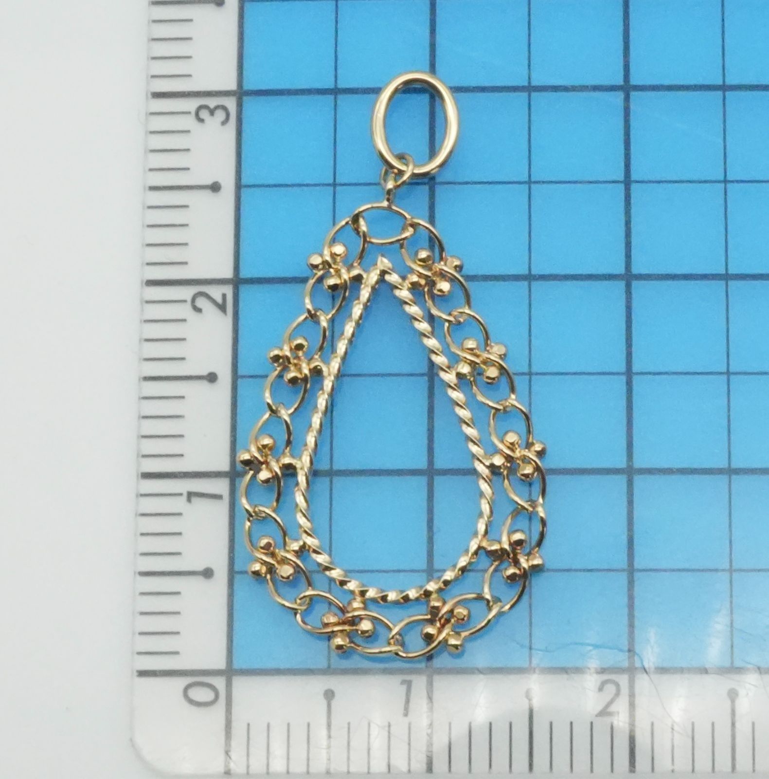 美品 アガット K10 透かし ドロップ ネックレストップ/25-3602 - メルカリ