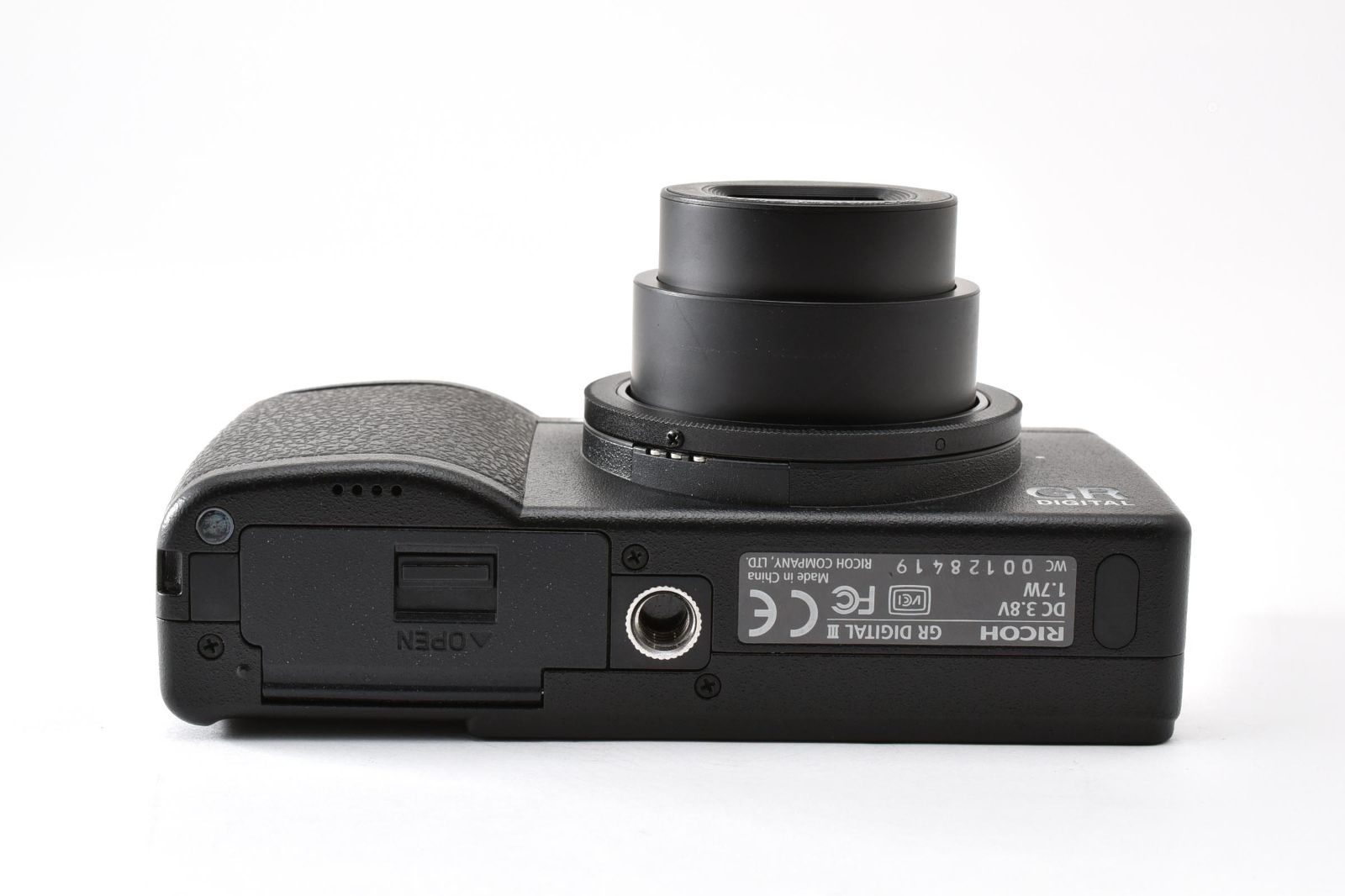 【美品】RICOH GR DIGITAL Ⅲ デジカメ ショット数2526 ☆美品☆ 《ショット数 5115回》 リコー RICOH GR DIGITAL III #2526