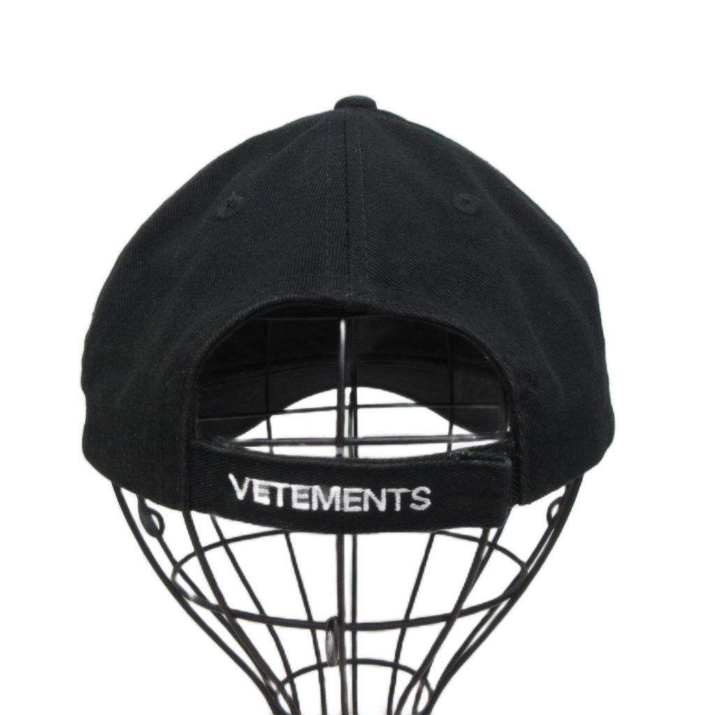ヴェトモン VETEMENT 17SS MSS17VR3 ラインロゴベースボールキャップ
