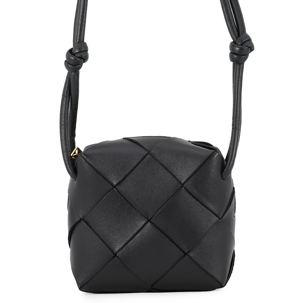 ボッテガヴェネタ ショルダーバッグ マキシイントレチャート ミニ カセット カメラバッグ ラムスキン 701915 BOTTEGA VENETA 黒