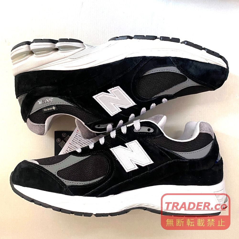 03w28023【タグ/箱付き美品】New Balance 2002R GORE-TEX Black/Gray