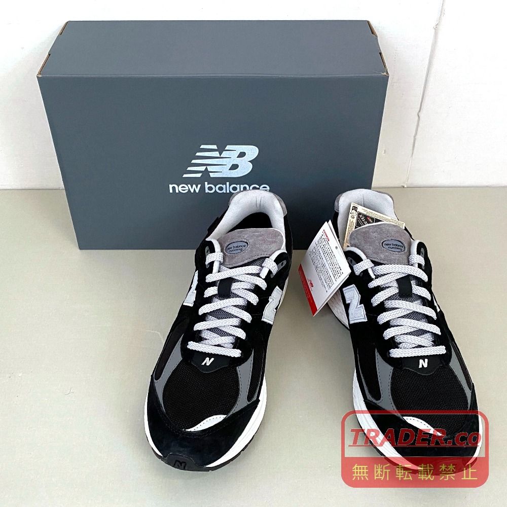 03w28023【タグ/箱付き美品】New Balance 2002R GORE-TEX Black/Gray