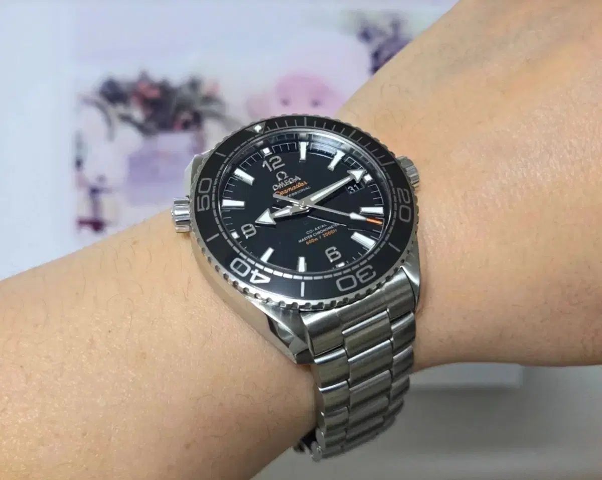 オメガ シーマスター プラネットオーシャン 43.5mm 黒文字盤 ほぼ新品 中古 出品 - 21年 下半期 スタンピング