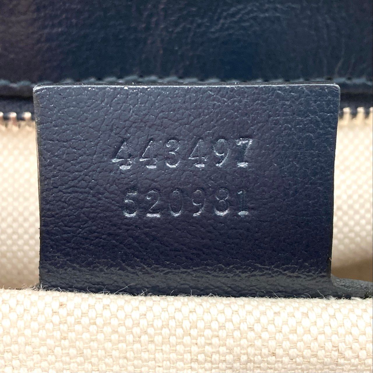 GUCCI(グッチ) GGマーモント ブルーキャンパス チェーンフラップ 443497 ショルダーバッグ ブルー GUCCI(グッチ) GGマーモント ブルーキャンパス チェーンフラップ 443497 ショルダーバッグ ブルー