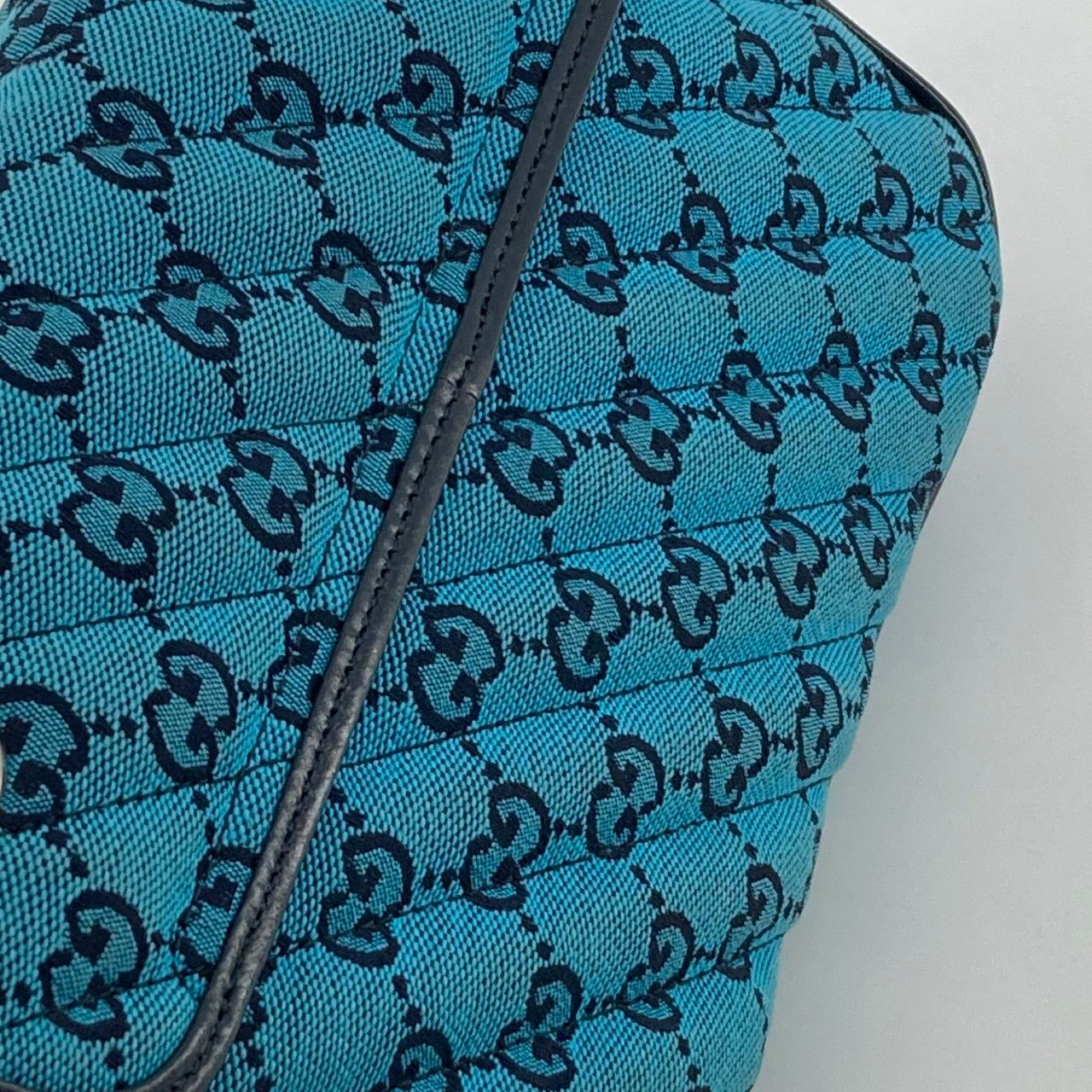 GUCCI(グッチ) GGマーモント ブルーキャンパス チェーンフラップ 443497 ショルダーバッグ ブルー GUCCI(グッチ) GGマーモント ブルーキャンパス チェーンフラップ 443497 ショルダーバッグ ブルー