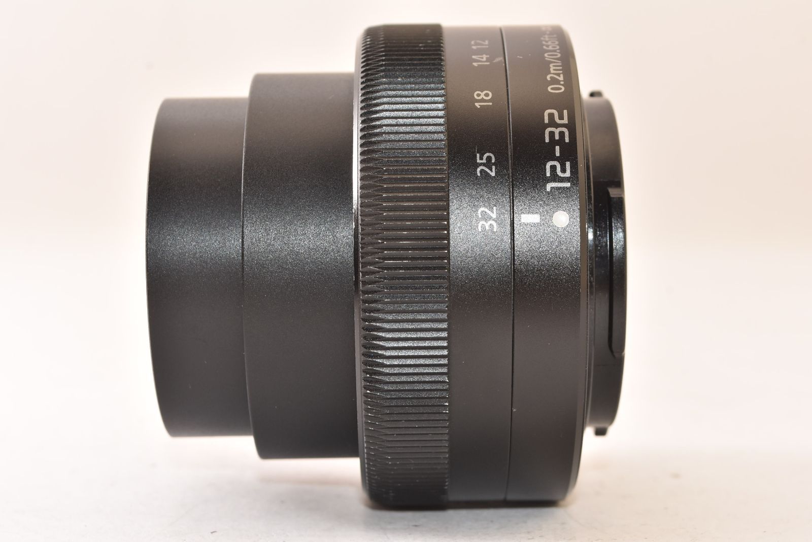 LUMIX G VARIO 12-32mm/F3.5-5.6 ASPH./MEGA O.I.S. H-FS12032
