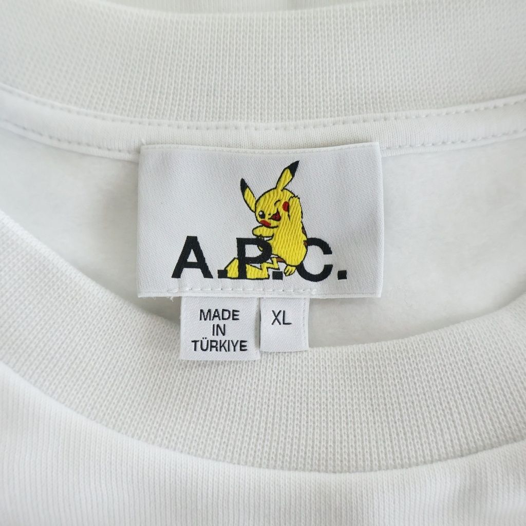 A.P.C. / アーペーセー | × Pokemon / ポケモン L/S CREWNECK SWEAT SHIRT / オーバー スウェット トレーナー | M | ホワイト | メンズ A.P.C (アーペーセー) ×POKEMON L/S CREWNECK SWEAT SHIRT ポケモン