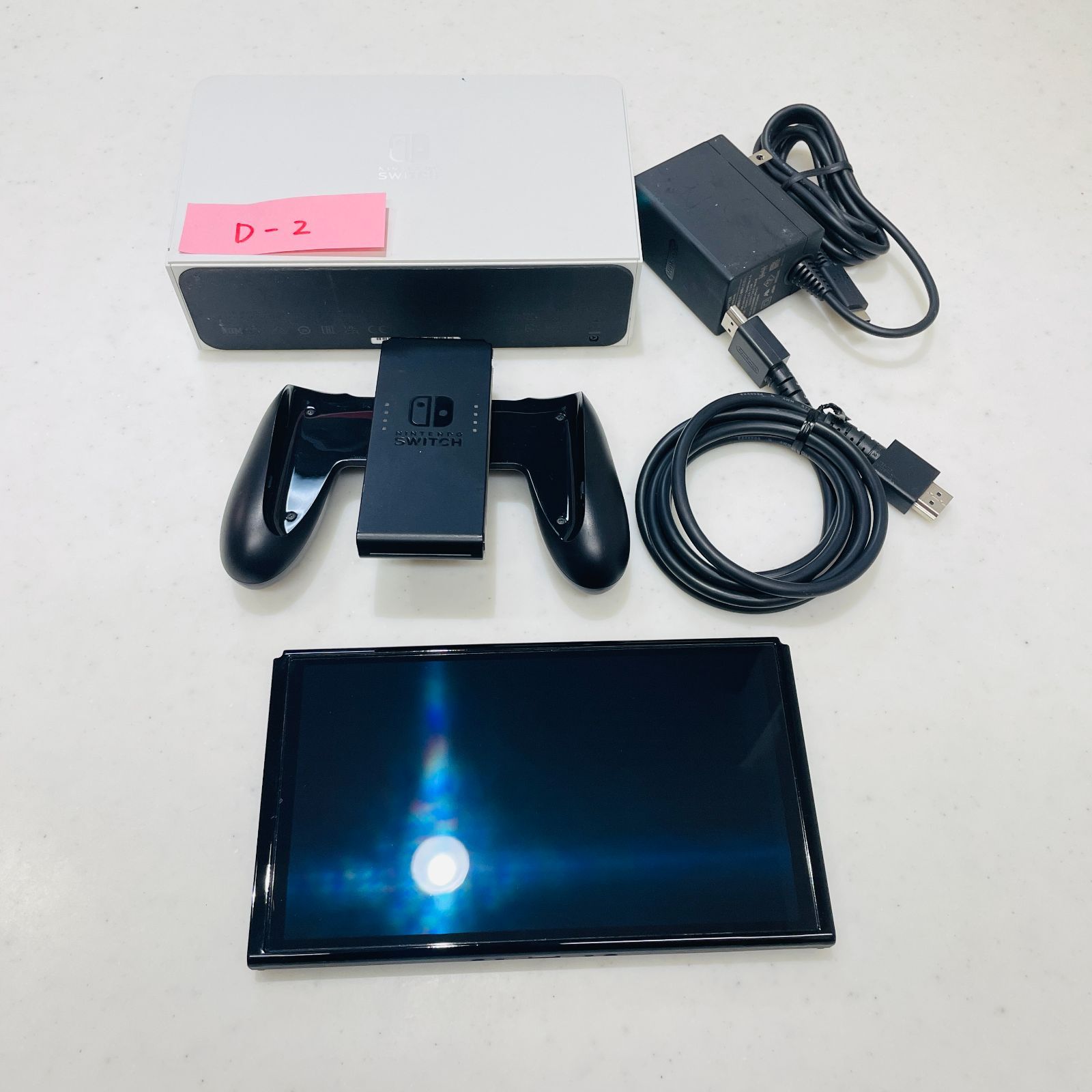 美品 2023年製 Nintendo Switch 有機ELモデル 本体 ホワイトドック