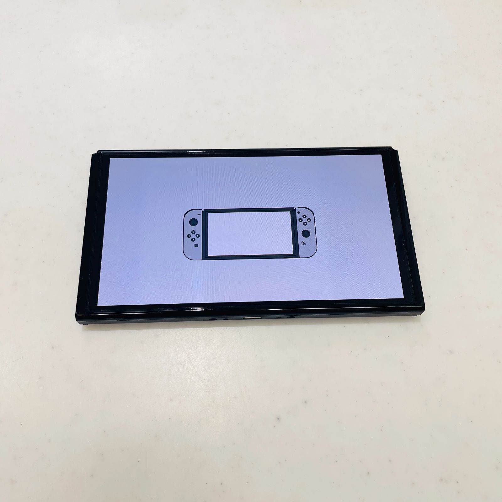 美品 2024年製 Nintendo Switch 有機ELモデル 本体 ホワイトドック