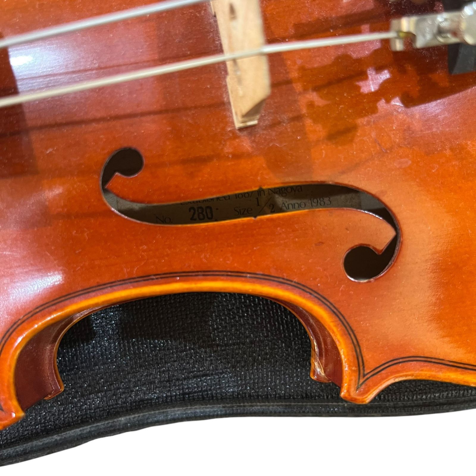 中古○SUZUKI VIOLIN○No.280 Size 1/2 Anno 1983 ハードケース付き
