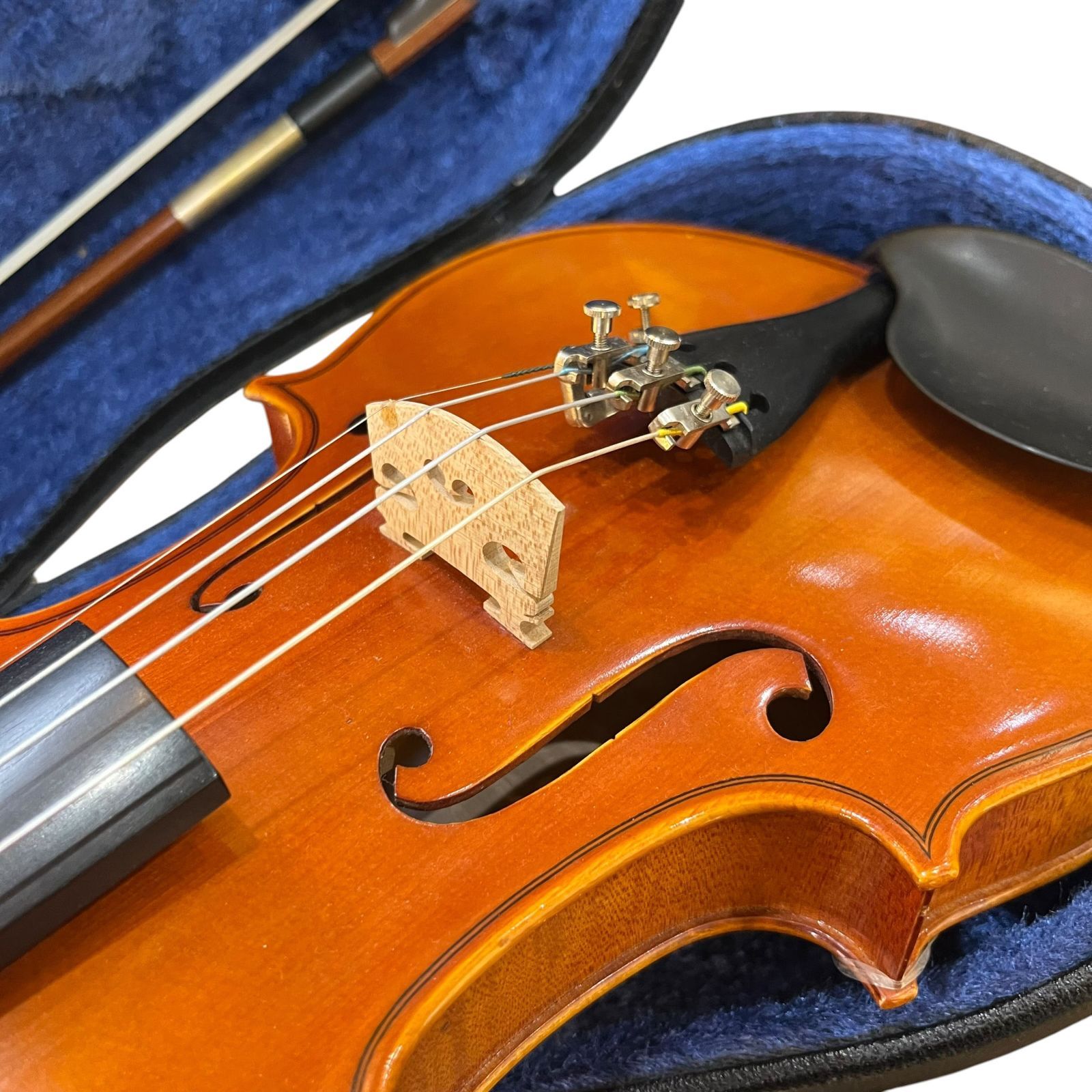 中古○SUZUKI VIOLIN○No.330 Size 3/4 Anno 1984 ハードケース付き 中古○SUZUKI VIOLIN○No.330 Size 3/4 Anno 1984 ハードケース付き