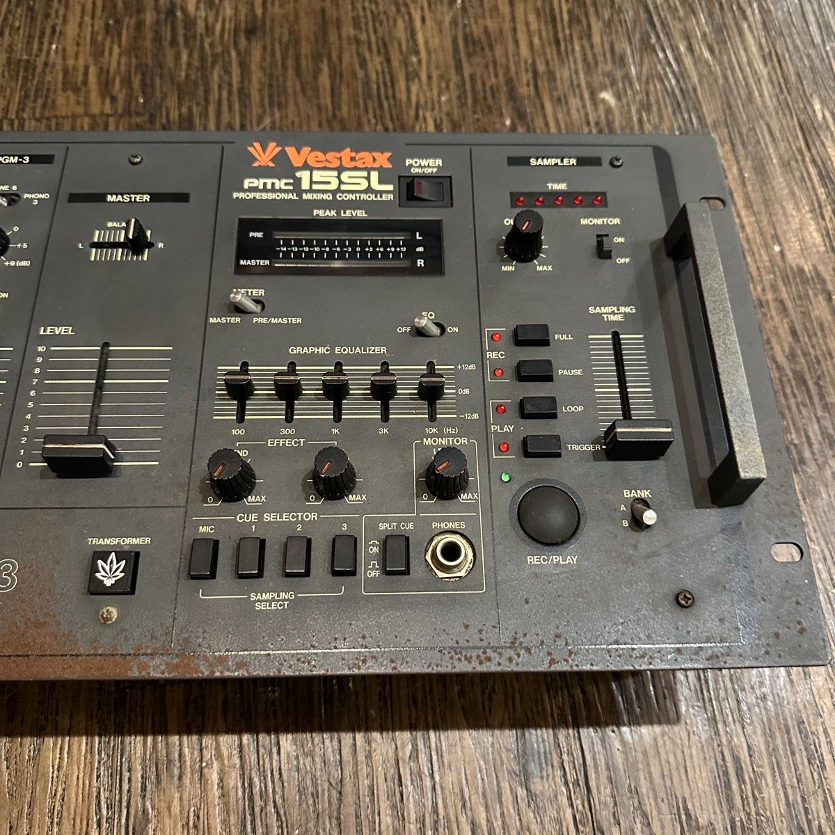 Vestax PMC-15SL ヴェスタクス DJミキサー - メルカリ