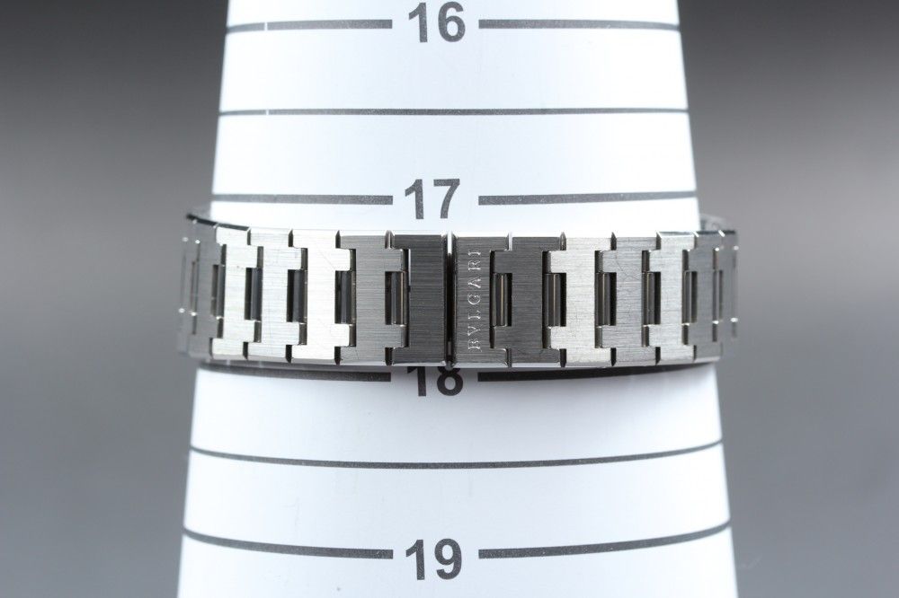 【稼働品】 BVLGARI BB30SS ブラック シルバー デイト 純正ブレス 保証書 クオーツ ユニセックス 腕時計 #17623