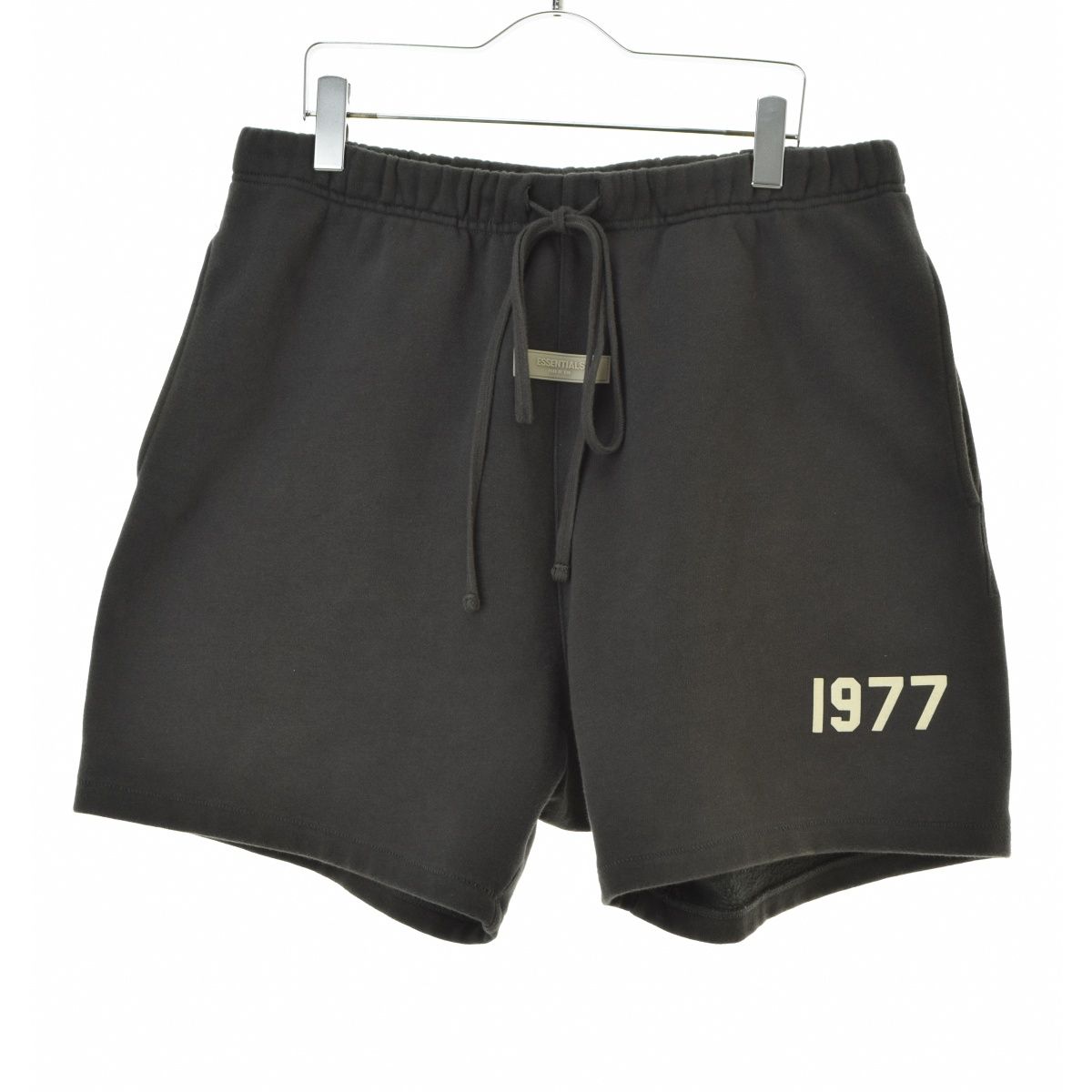 ESSENTIALSFEAROFGOD】1977 スウェットハーフパンツ - メルカリ