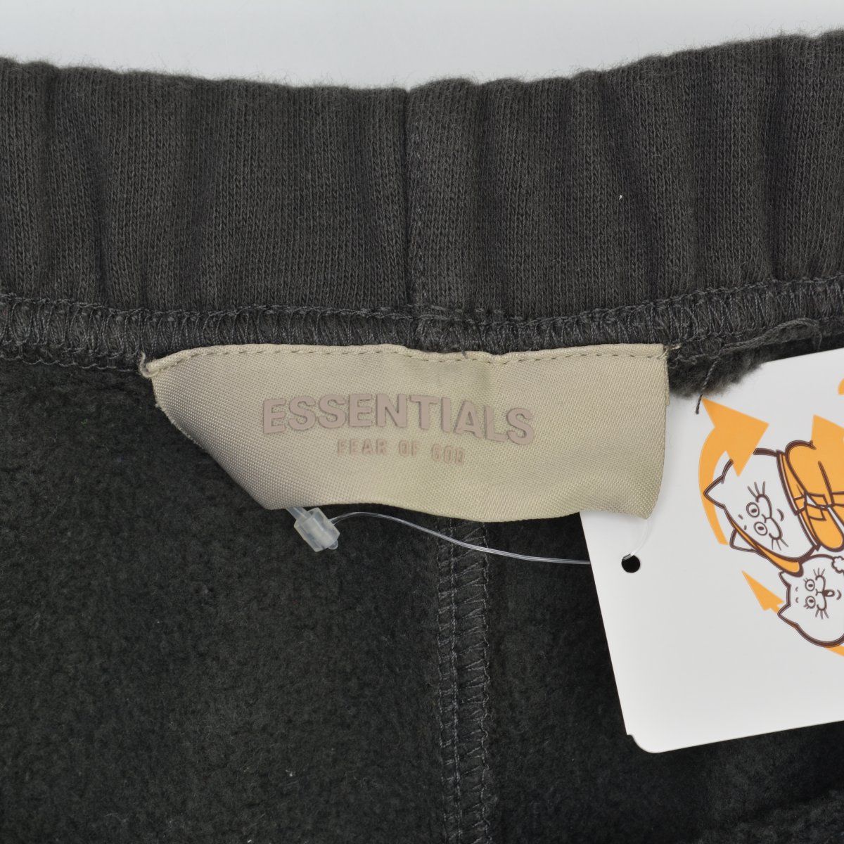 ESSENTIALSFEAROFGOD】1977 スウェットハーフパンツ - メルカリ