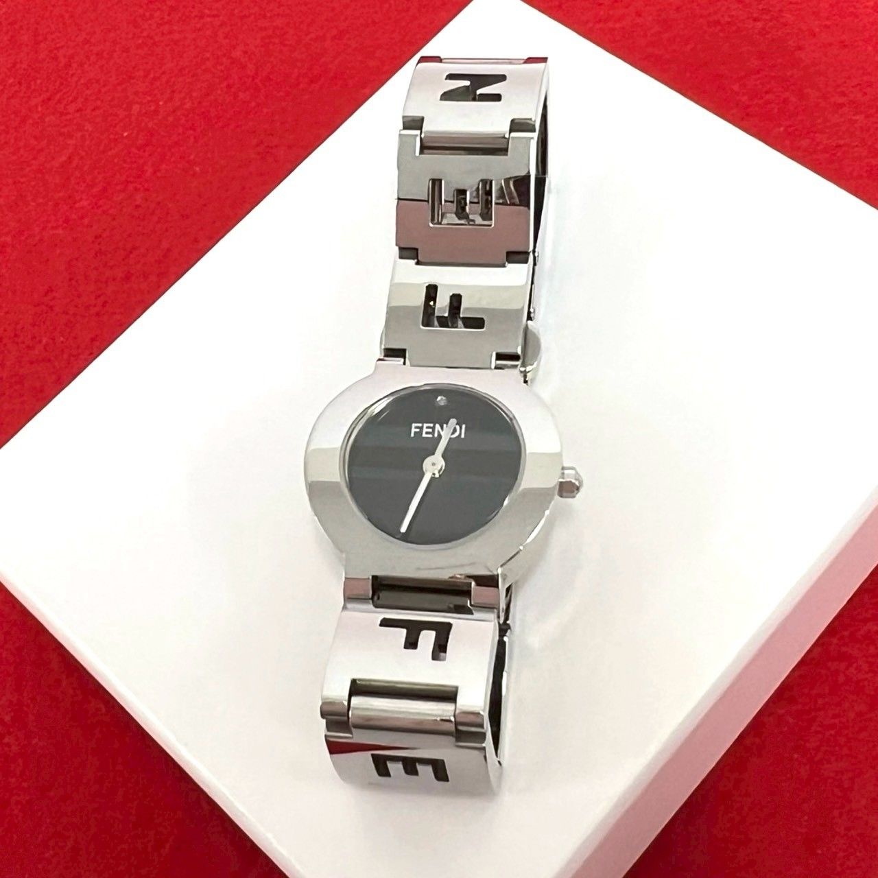 稼働品 極 美品 FENDI フェンディ 3050L ロゴ モチーフ ステンレス