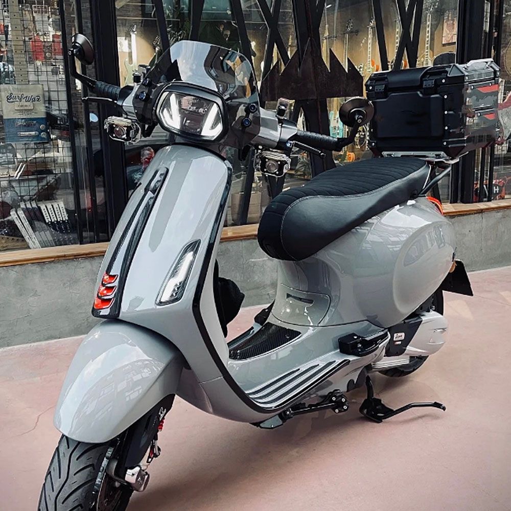 ベスパ Sprint150 2013-2024年式用 ウインドシールド アクリル製