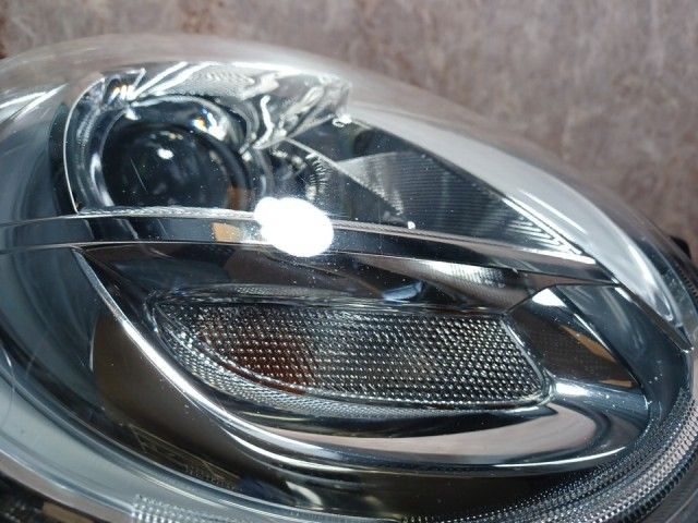キャスト LA260S 右ヘッドランプ・ヘッドライト アクティバG SA2  コイト 100-69020 81130-B2620 W24 キャスト LA260S 右ヘッドランプ・ヘッドライト アクティバG SA2