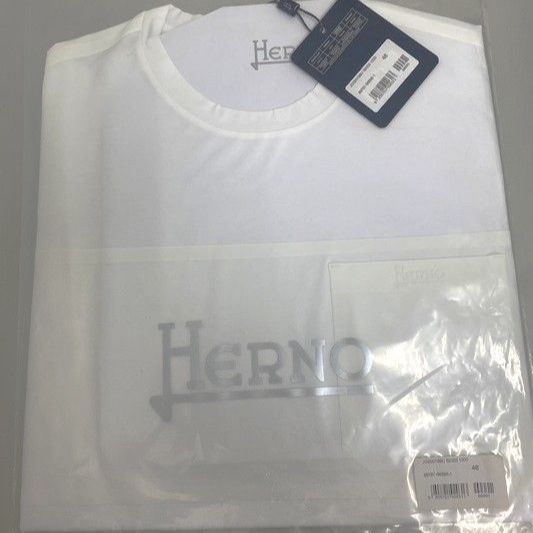 【訳アリ】HERNO ヘルノ Tシャツ ホワイト スーパーファインコットンストレッチ&ライトスキューバーTシャツ JG0199U52003 メンズTシャツ 通気性 レギュラーフィット
