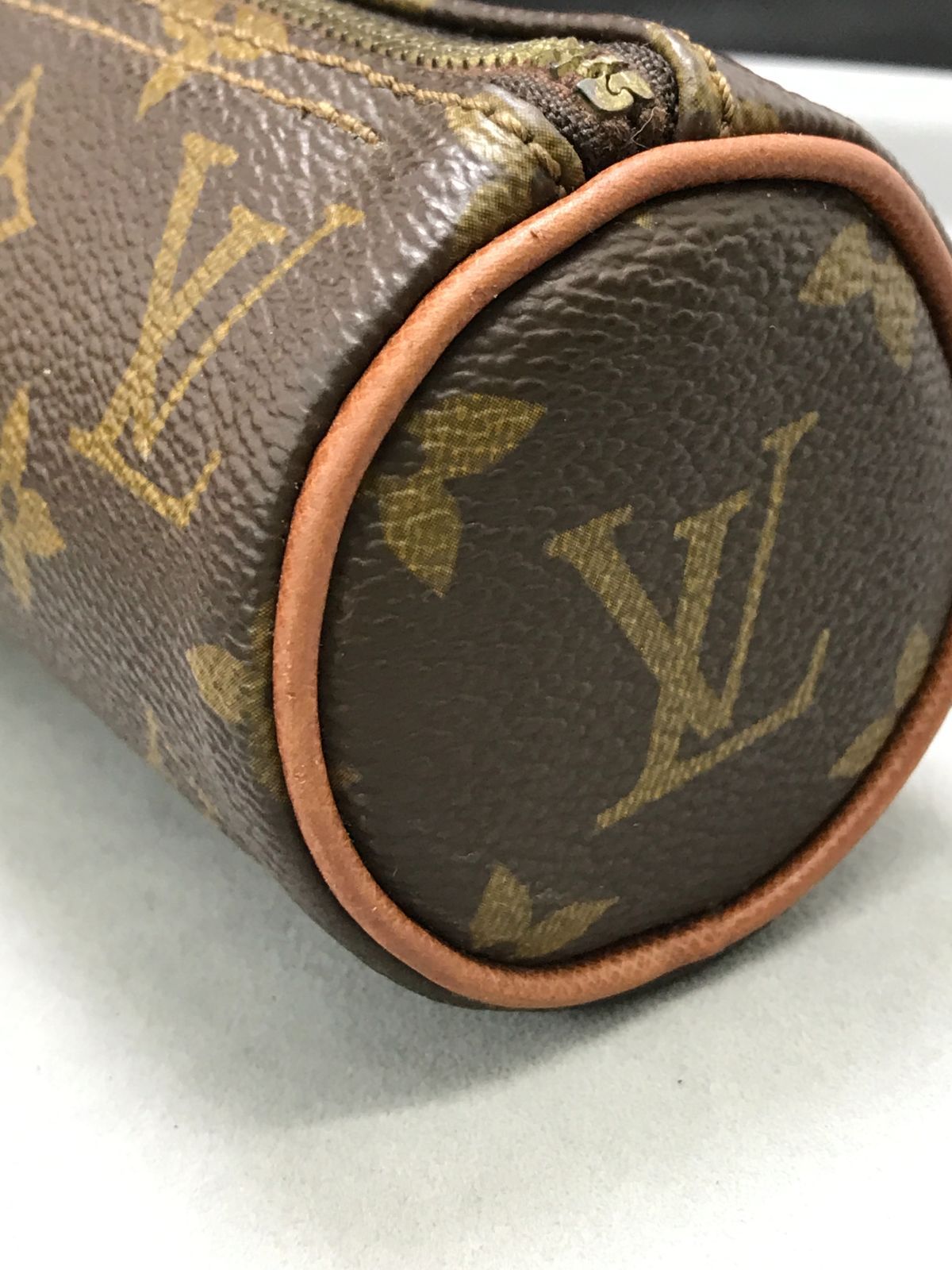 LOUIS VUITTON ルイヴィトン ポーチ ペンケース トゥルースロンド