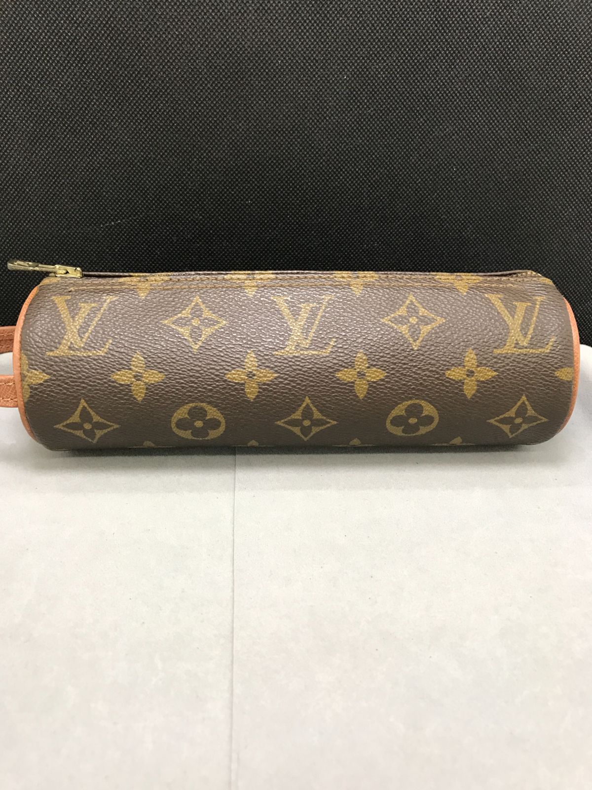 LOUIS VUITTON ルイヴィトン ポーチ ペンケース トゥルースロンド