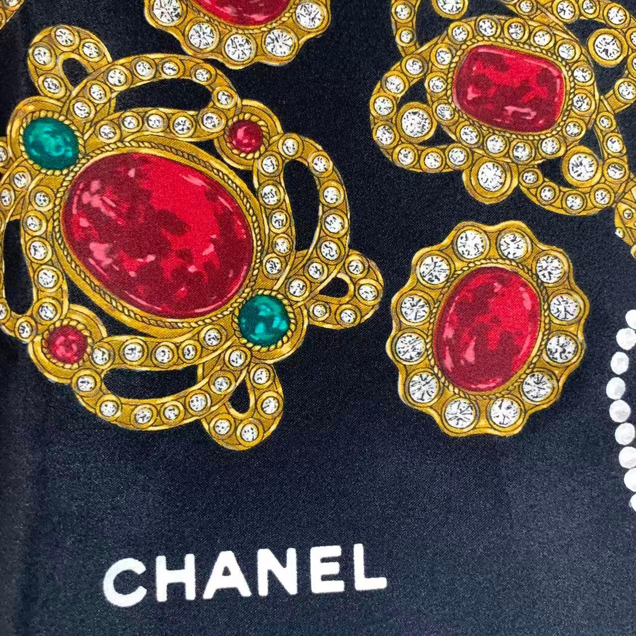 美品 CHANEL シャネル スカーフ シルク ジュエリー柄 ブラック X