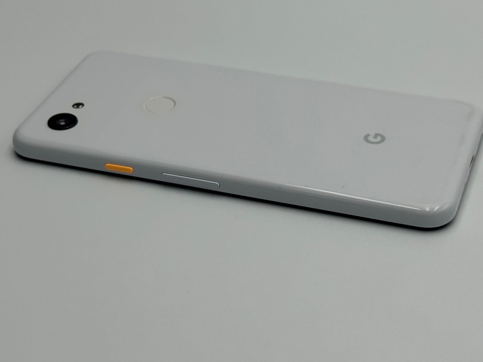 中古C】Google Pixel 3a SIMフリー 白ロム- メルカリ