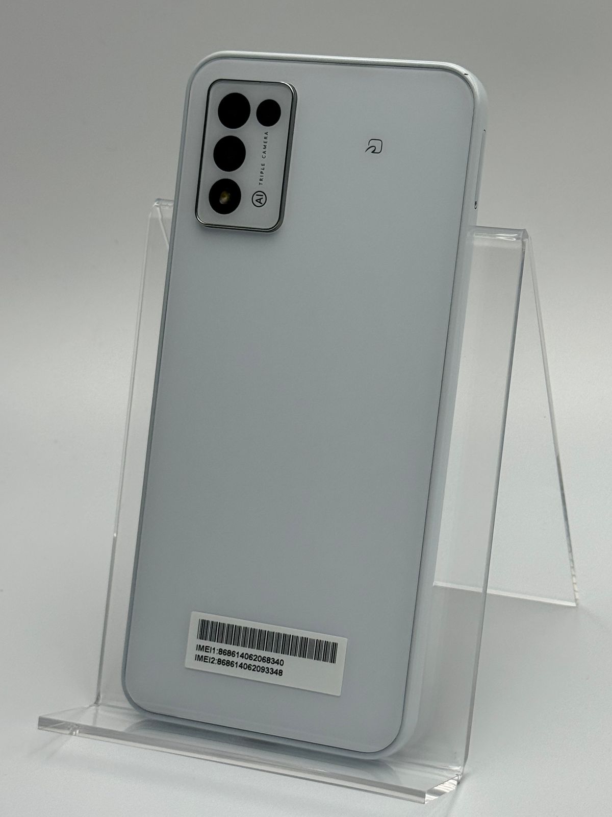 Libero 5G III 64GB ホワイト SIMフリー中古B - メルカリ