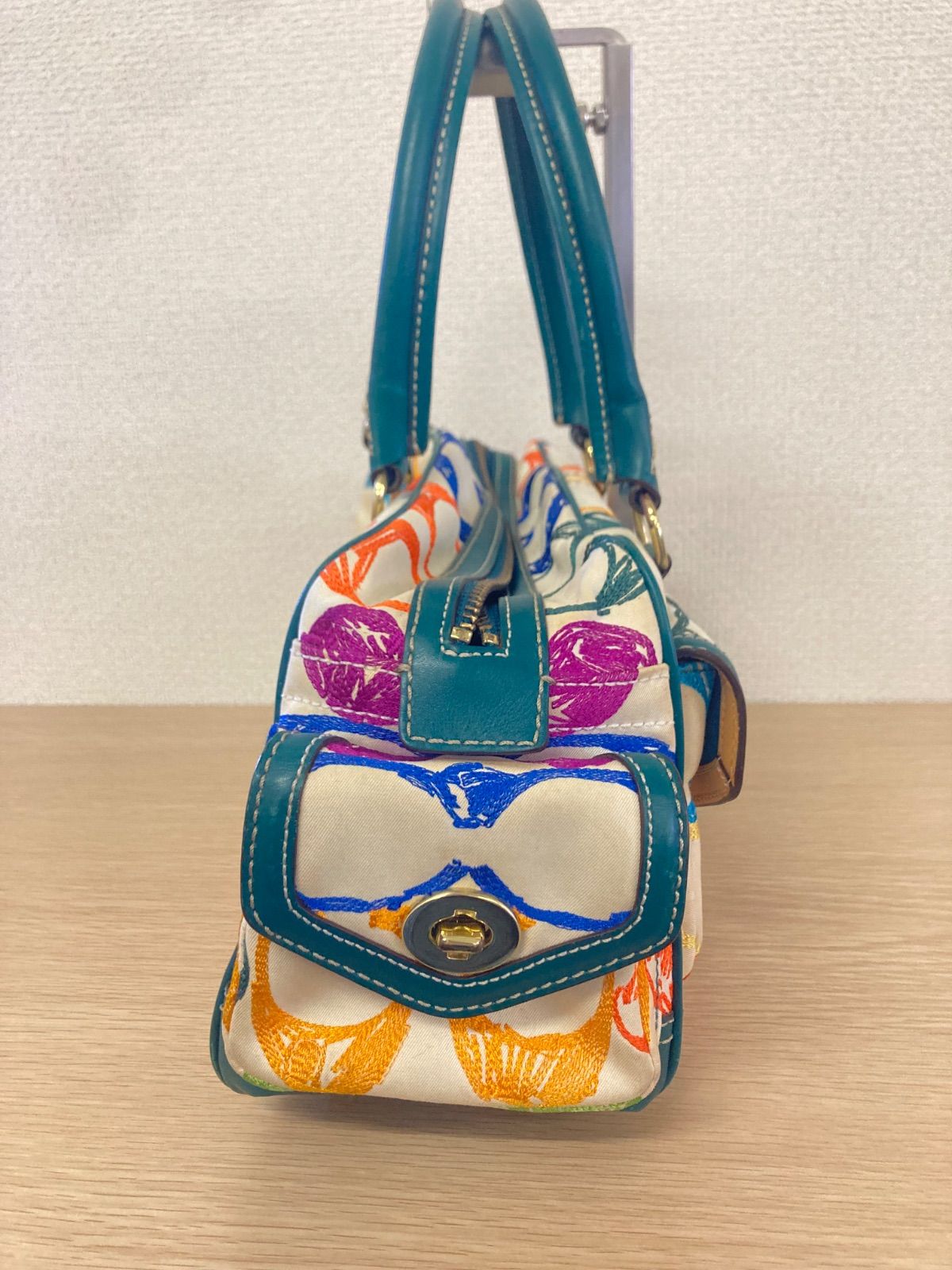 レディース COACHI スクリブルステッチ ポケットサッチェル ハンドバッグ