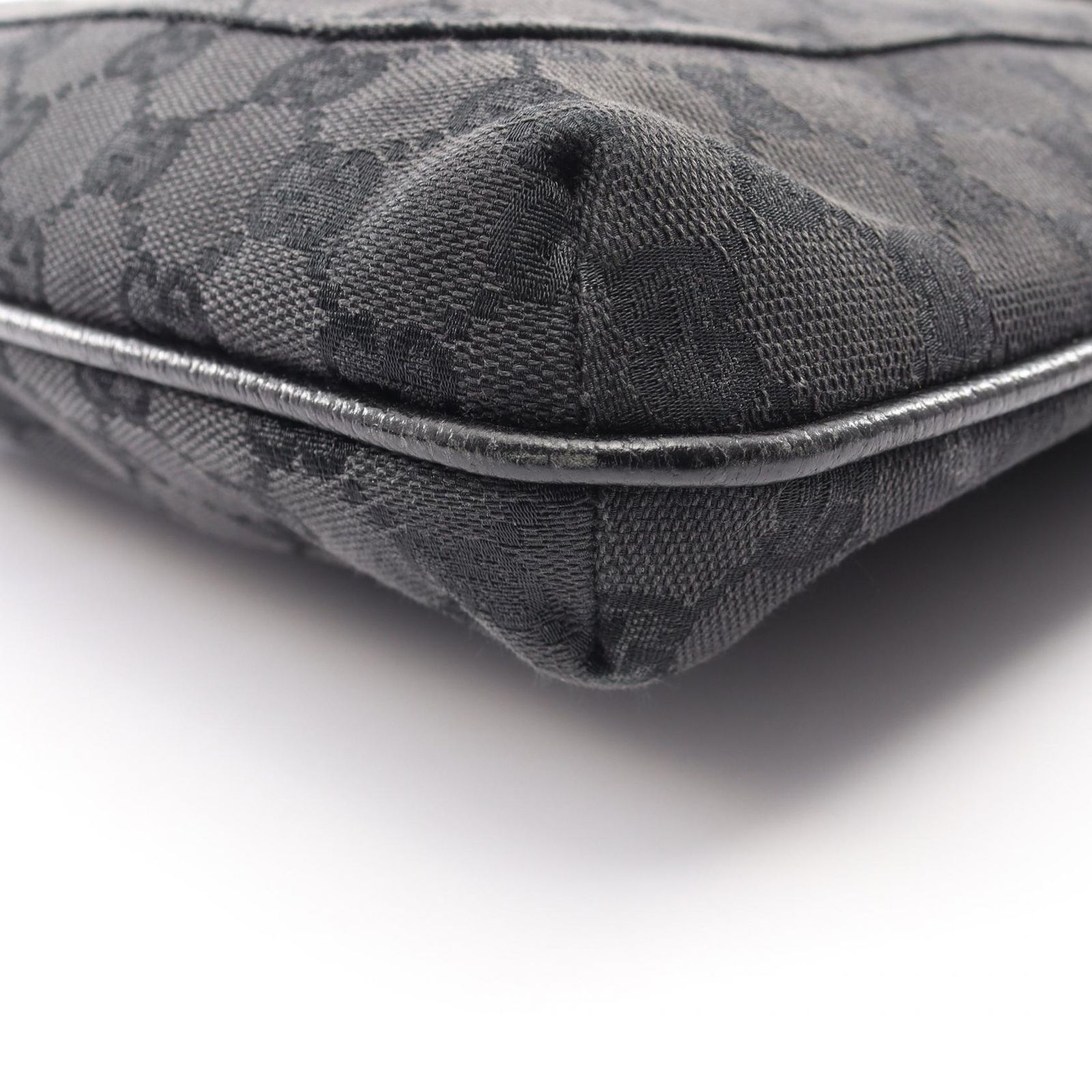 グッチ GUCCI ショルダーバッグ GGキャンバス 122793 ブラック キャンバス レザー ショルダーバッグ レディース Used B