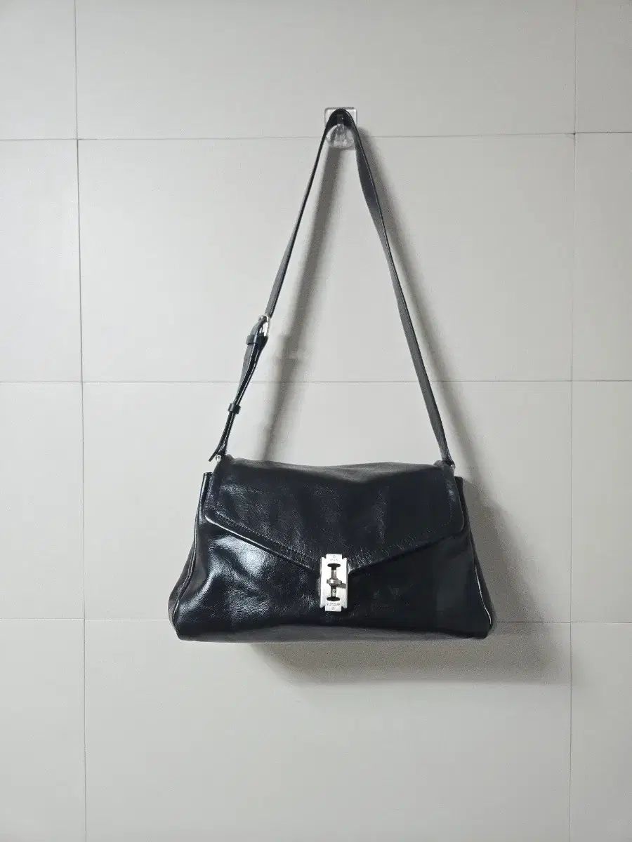 ブンク オカム 2 ショルダーバッグ large₍ラージ)