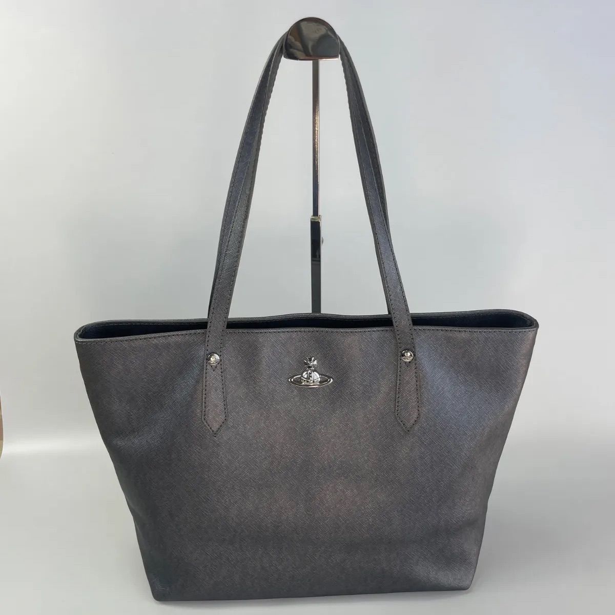 Vivienne Westwood/Vivienne West Western, tote bag, silver hardware, unisex, lightweight, A4 compatible, A425