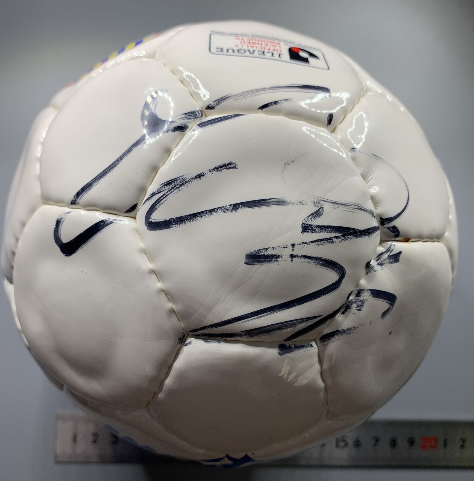 モンテディオ山形 1998 サイン入りミニサッカーボール_284070 - メルカリ