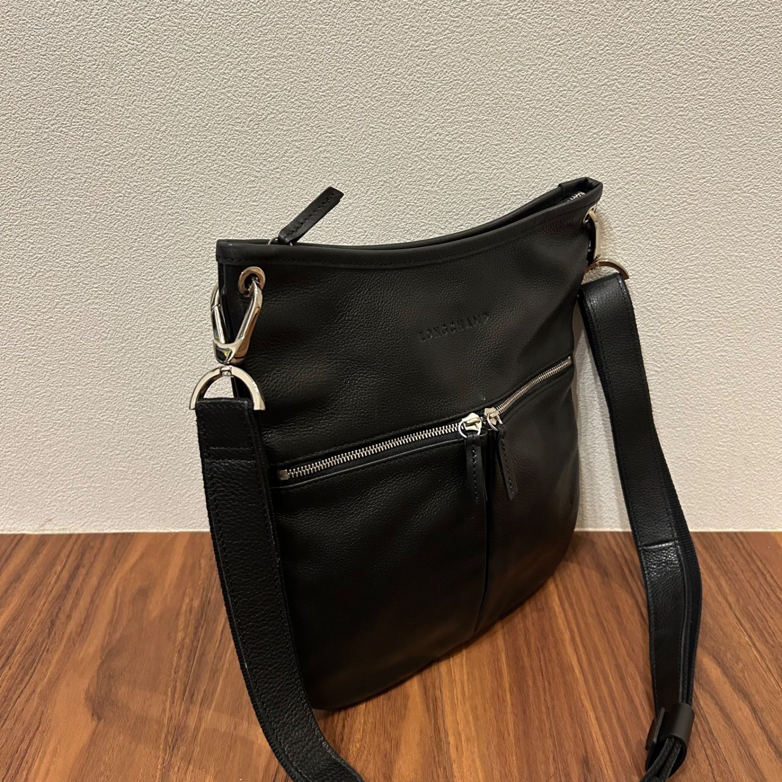 極美品 希少 LONGCHAMP ル・フローネ レディース クロスボディバッグ 