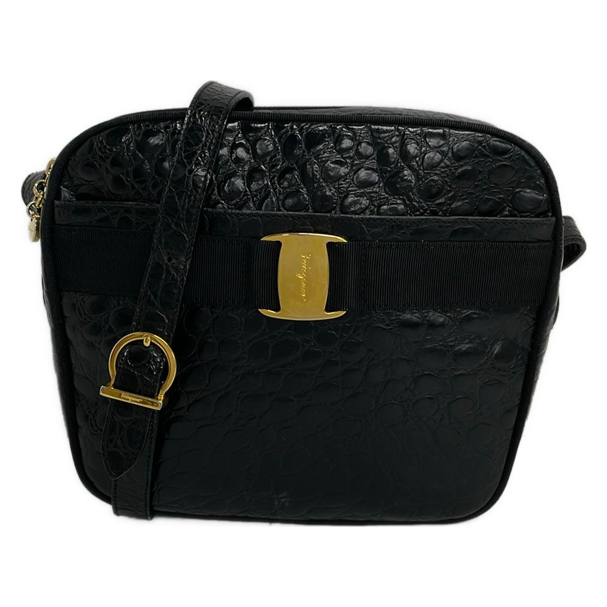 FERRAGAMO/SalvatoreFerragamo(サルバトーレフェラガモ) ショルダーバッグ ヴァラ BZ-21 黒×ゴールド 型押し加工 レザー