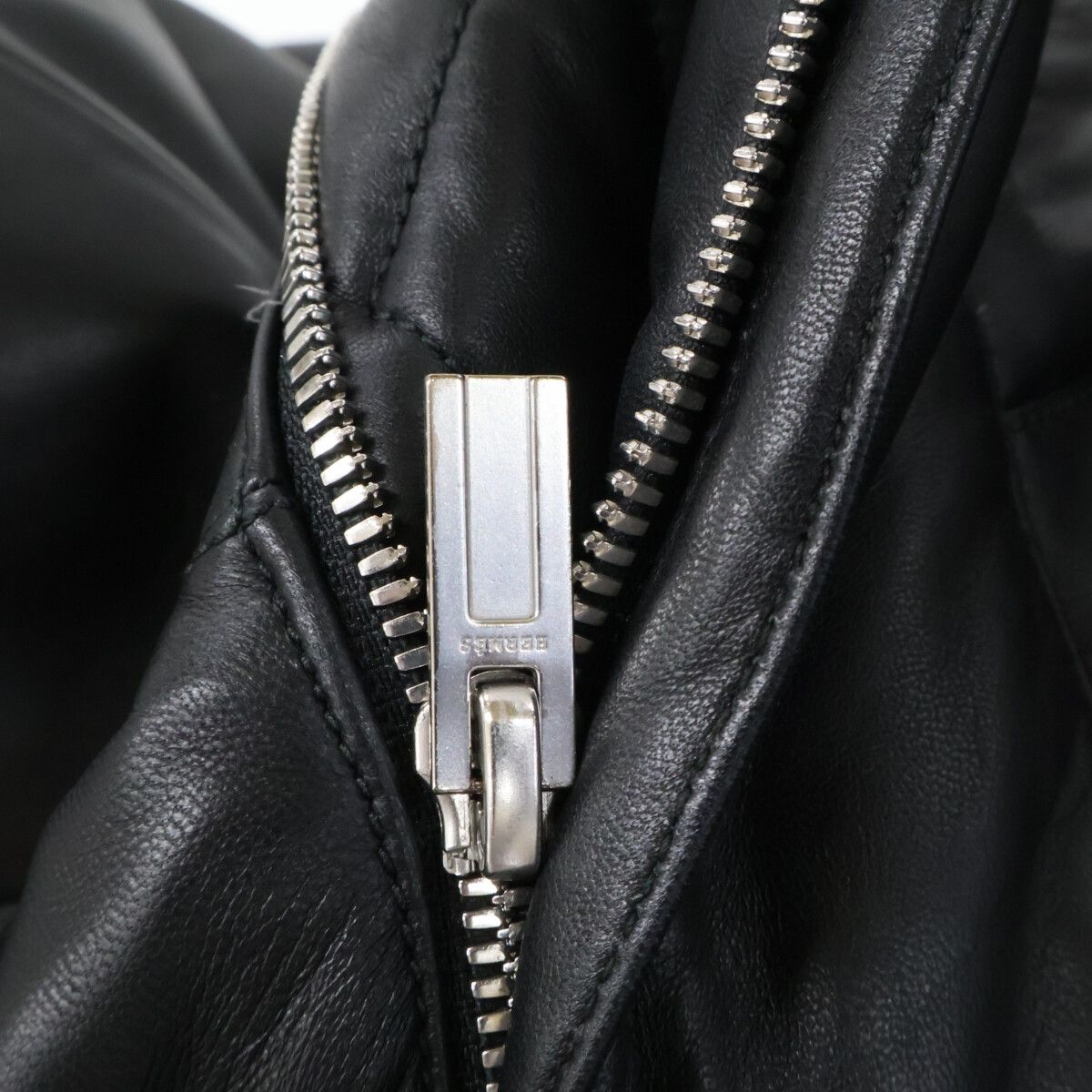HERMES エルメス 美品 ラムスキン ダウンジャケット 50 - メルカリ