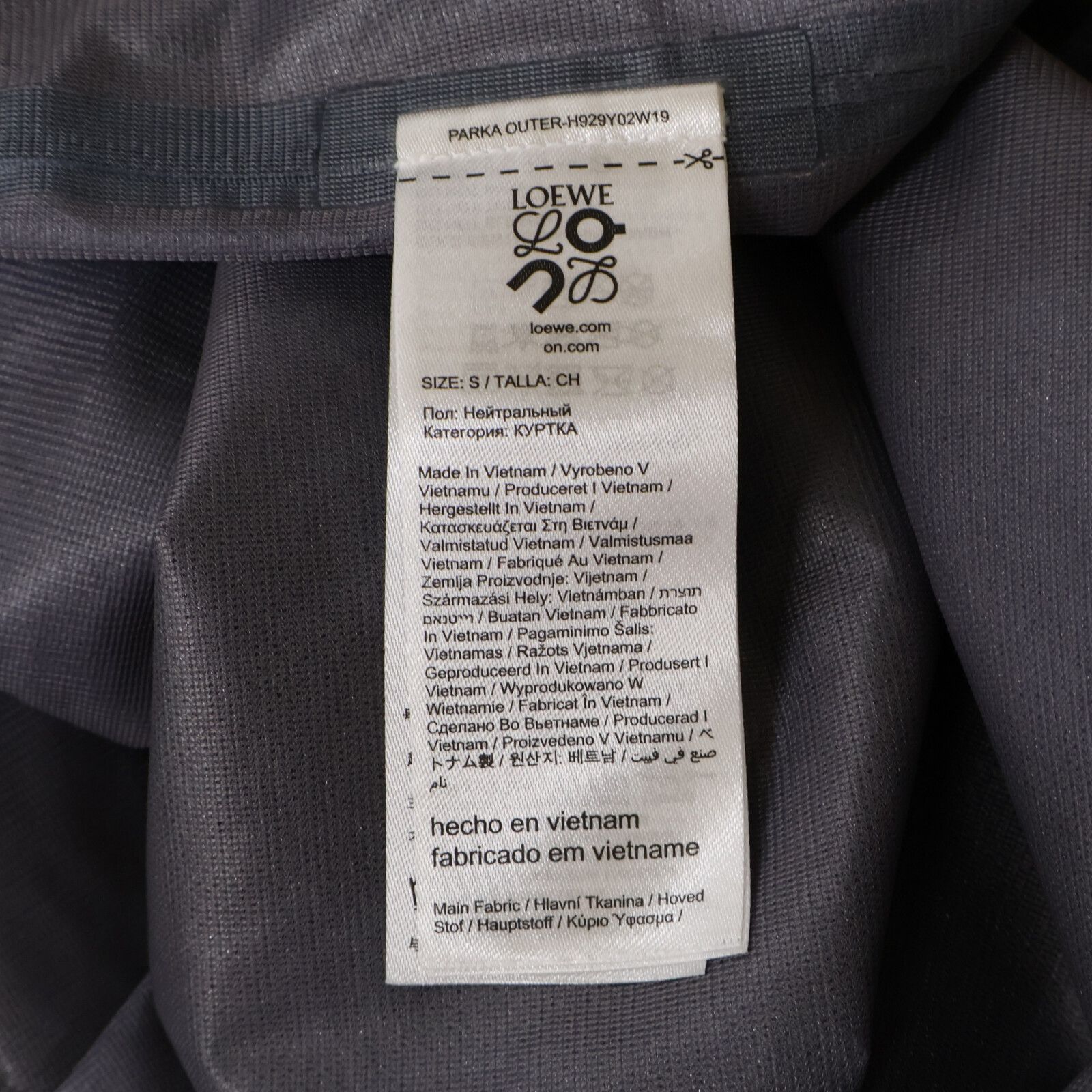 LOEWE ロエベ xon【美品/国内正規】H929Y02W19 Ultra Parka ON