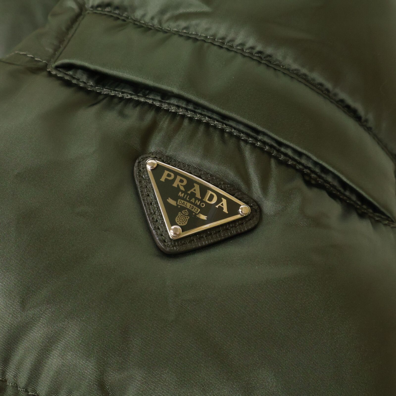 ブランド別 6110【即完売注意】プラダ PRADA ベルト付きフォックス 