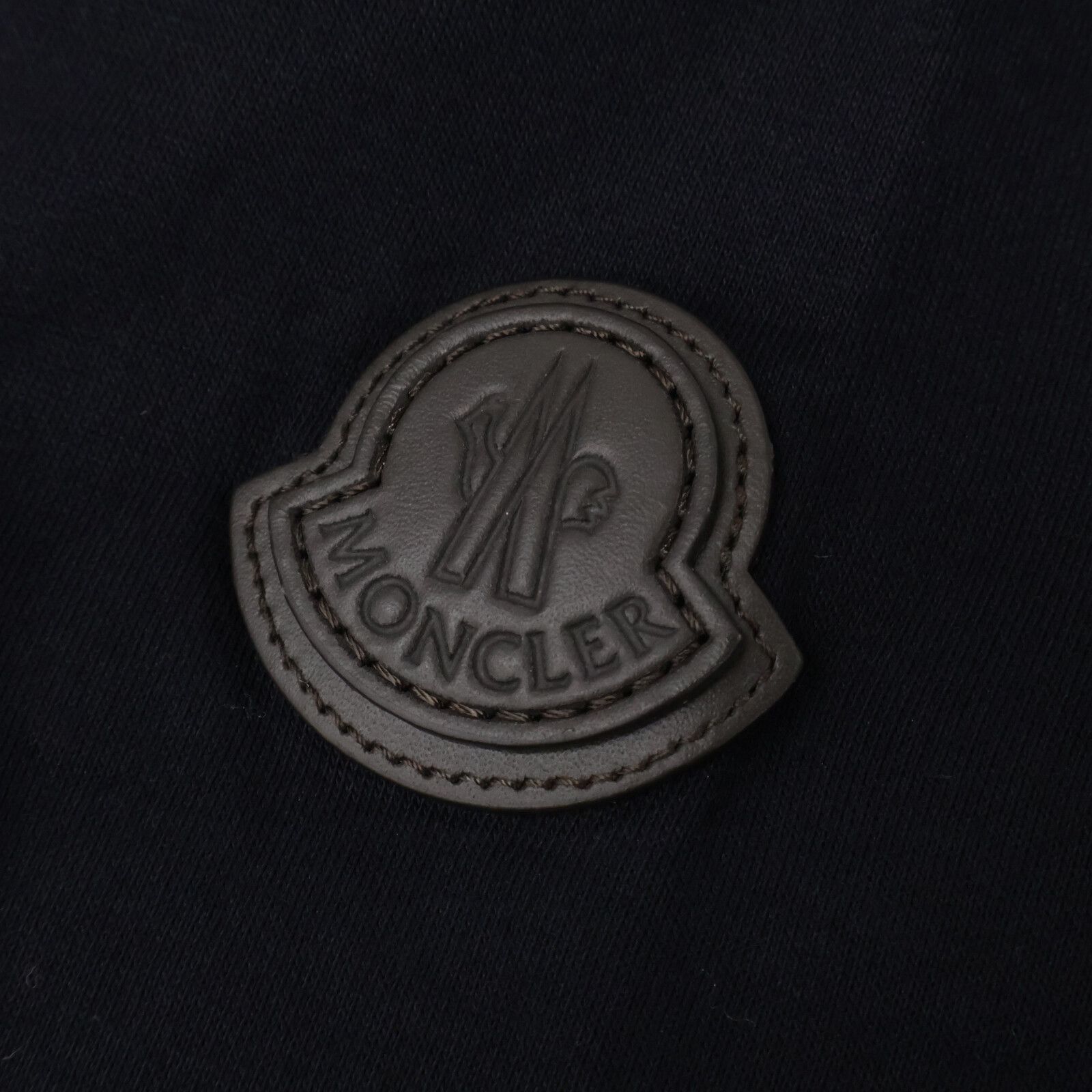 MONCLER モンクレール 【新品/25年製】L10918G00025 FELPA CON ZIP