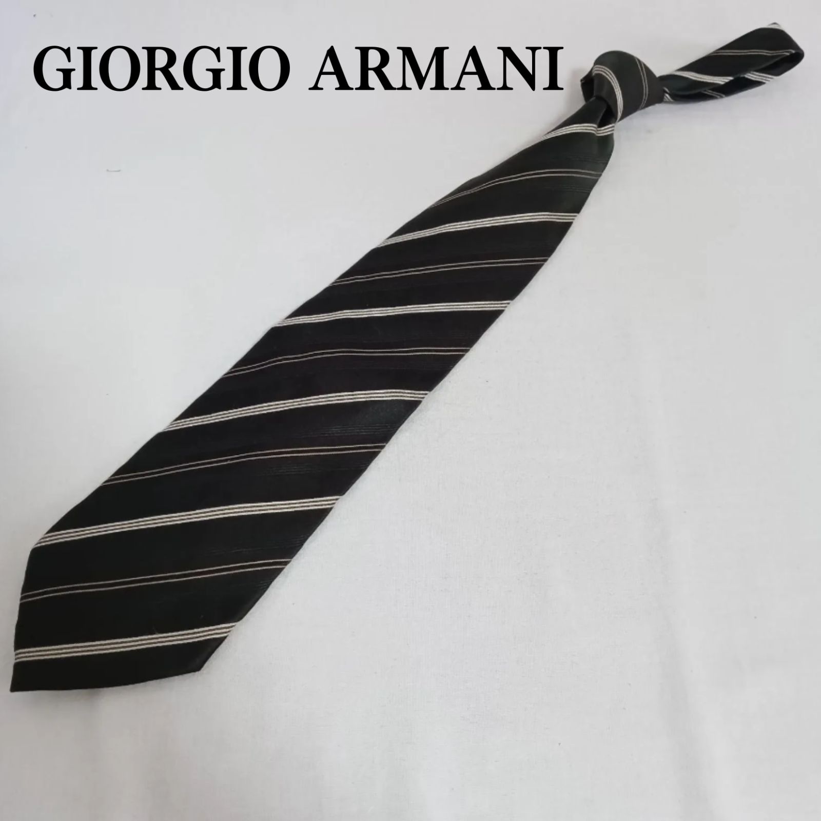 ジョルジオ アルマーニGIORGIO ARMANI シルクレジメンタルストライプネクタイ 白マスタード他 美品】ジョルジオアルマーニ GIORGIO ARMANI ネクタイ レジメンタル
