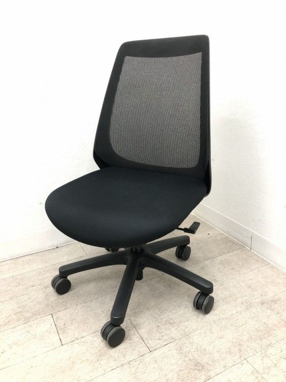 【中古品】イトーキ ノナシリーズ ノナチェア KZ-330PVH1 ブラック