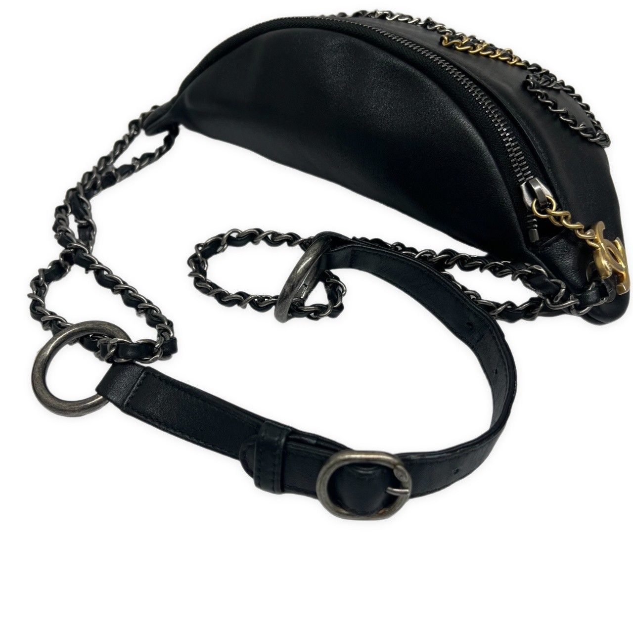 CHANEL ショルダーバッグ ボディバッグ ウエストバッグ CHANEL シャネル ウエストバッグ ボディバック チェーン SIGNE ロゴ