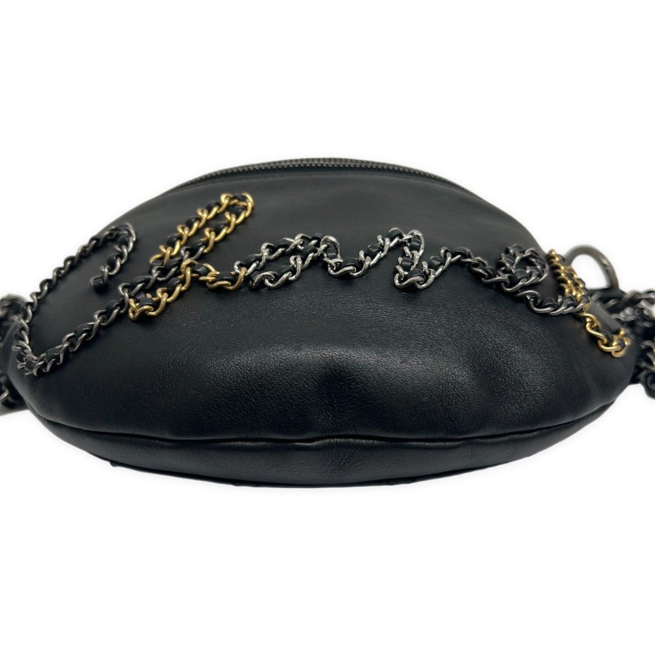 CHANEL シャネル ウエストバッグ ボディバック チェーン SIGNE ロゴ